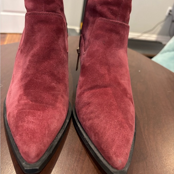 Isaac Mizrahi suede boots - Picture 4 of 6